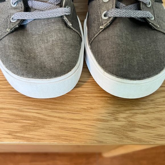 Adidas Men's Black and Gray Sneakers - Picture 9 of 10